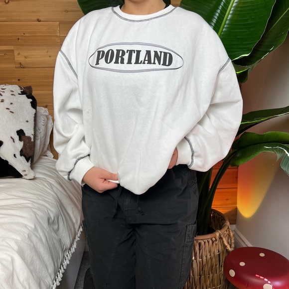 Princess Polly Portland Sweater - Picture 1 of 2